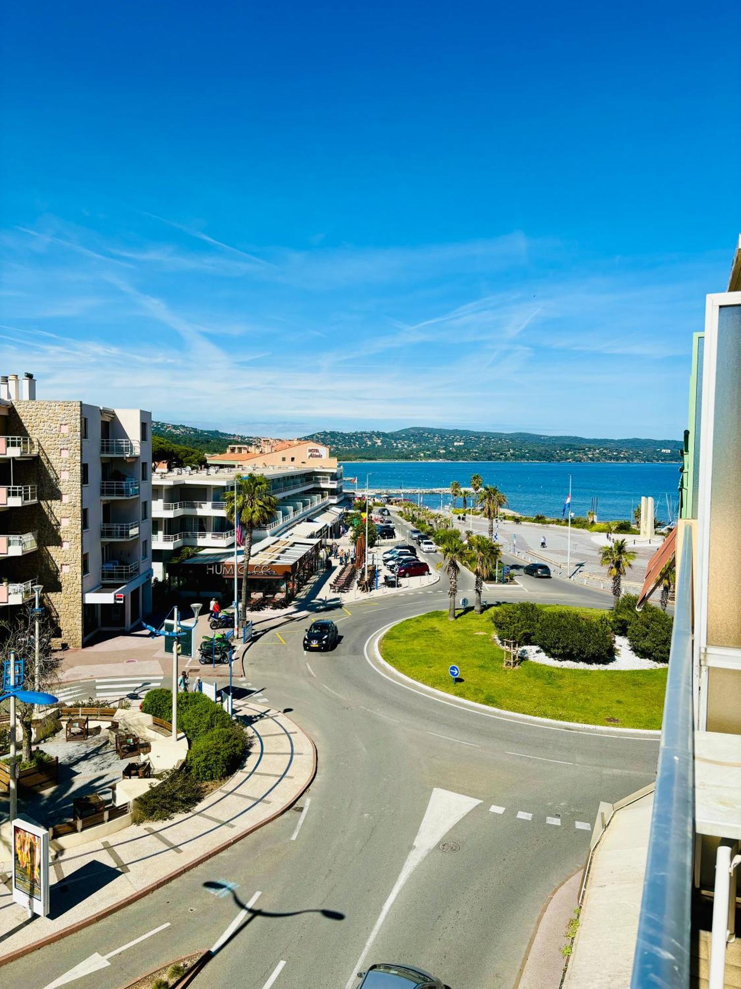 Appartement 5*, Vue Mer Et Acces Plage Cavalaire-sur-Mer Exterior photo